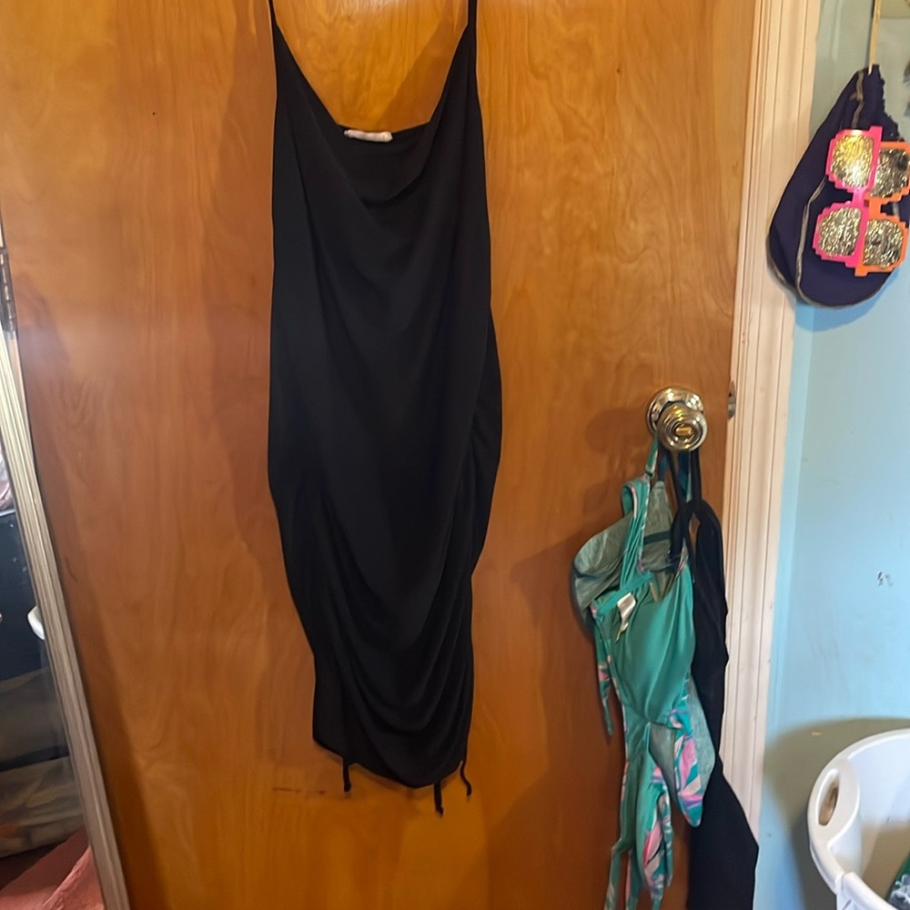 Black side drawstring bodycon